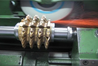 Hob Resharpening Guide: Tools, Process & Longevity Tips