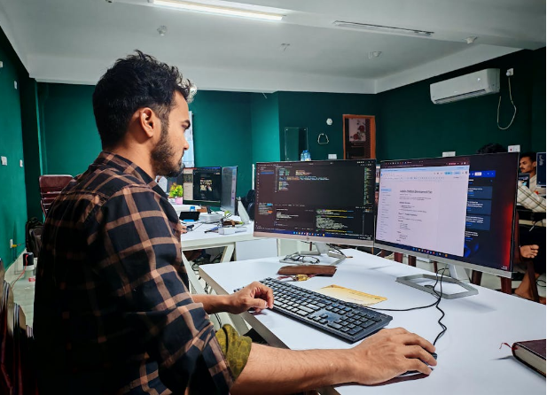 Create Powerful iPhone Apps Easily with Visual App Design Tools