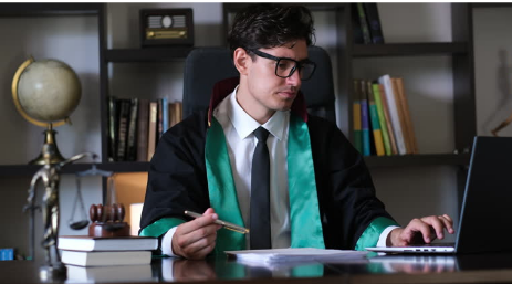 From Complexity to Clarity: Navigating Criminal Law with Professional Guidance